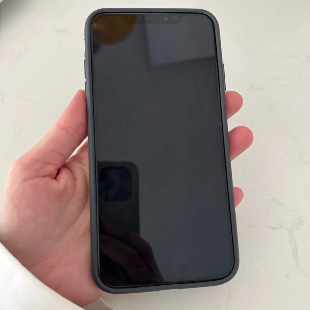 I phone XS max I phone works property